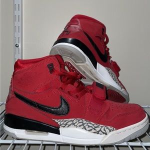 Jordan Legacy 312